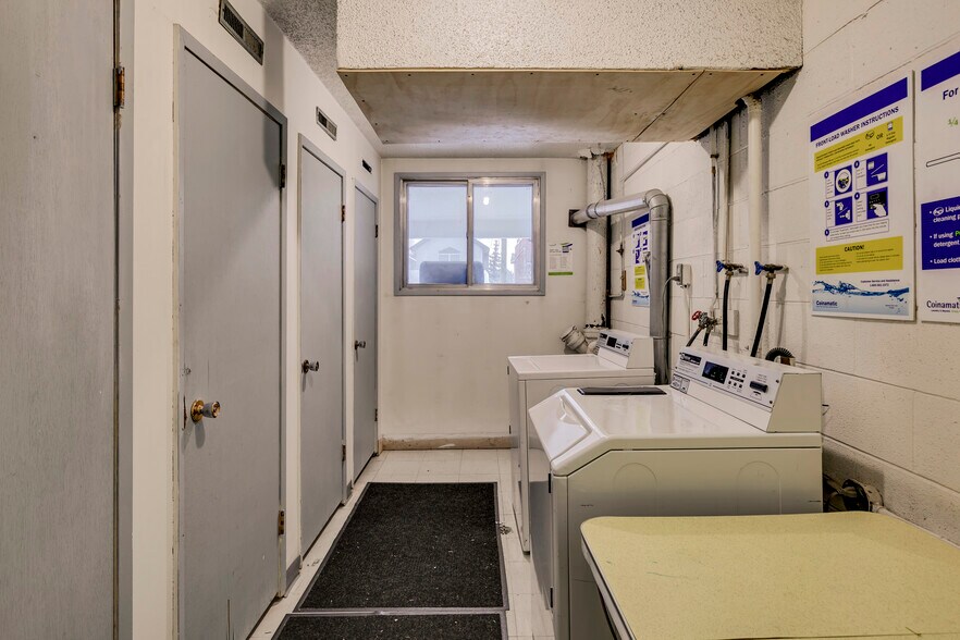 More Photos Of 2120 16 St SW, Calgary Apartments For Sale