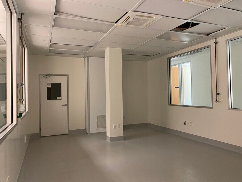 More Photos Of 8845 Irvine Center Dr, Irvine Office For Lease