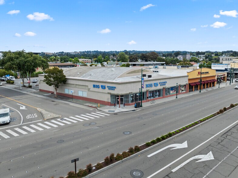 More Photos Of 22400-22412 Foothill Blvd, Hayward Storefront For Sale