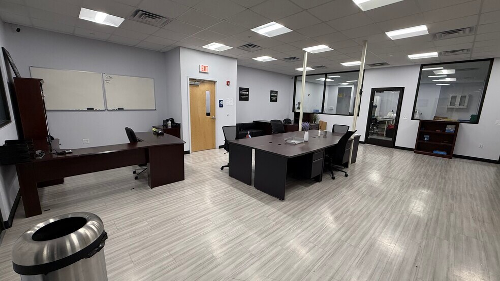 More Photos Of 2550 Brodhead Rd, Bethlehem Flex For Lease