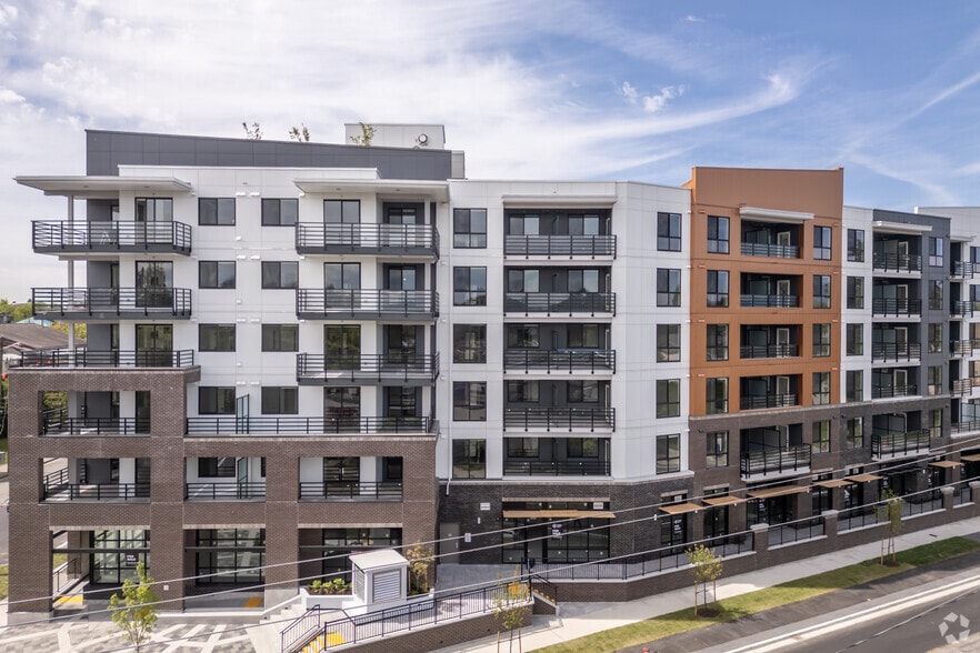 More Photos Of 20769 Fraser Hwy, Langley Apartments For Sale