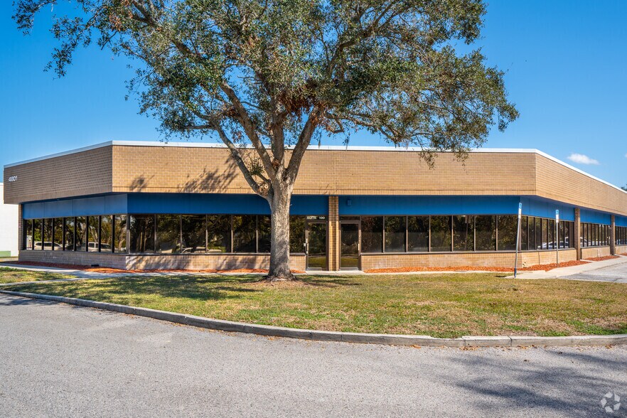 More Photos Of 4801 George Rd, Tampa Unknown For Lease
