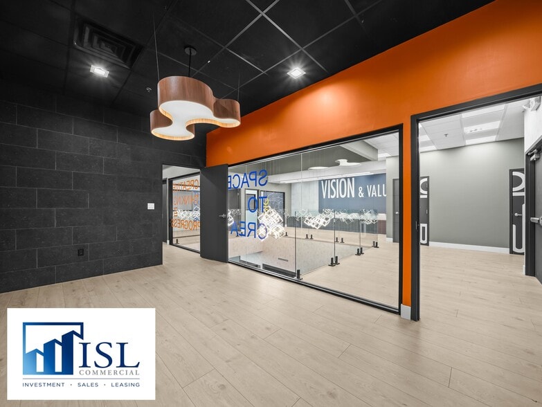 More Photos Of 1700 35th St, Orlando Warehouse For Lease