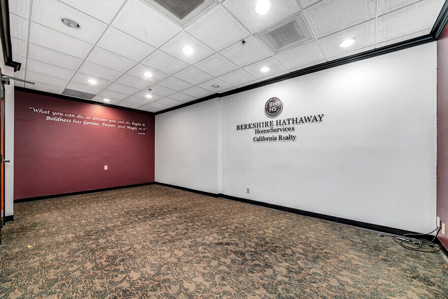 More Photos Of 2860 E Thousand Oaks Blvd, Thousand Oaks Office For Lease