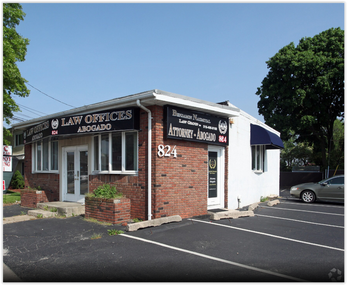 Primary Photo Of 824 Old Country Rd, Westbury Office For Lease