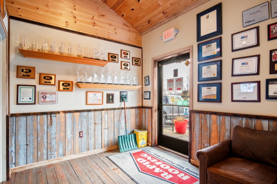 More Photos Of 2727 E Michigan Ave, Ypsilanti Warehouse For Sale