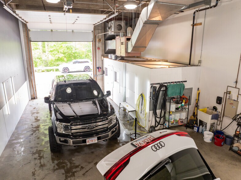 More Photos Of 100 Ferncroft Rd, Danvers Manufacturing For Lease