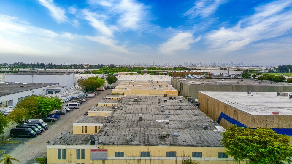 More Photos Of 3337 NW 74th Ave, Miami Warehouse For Sale