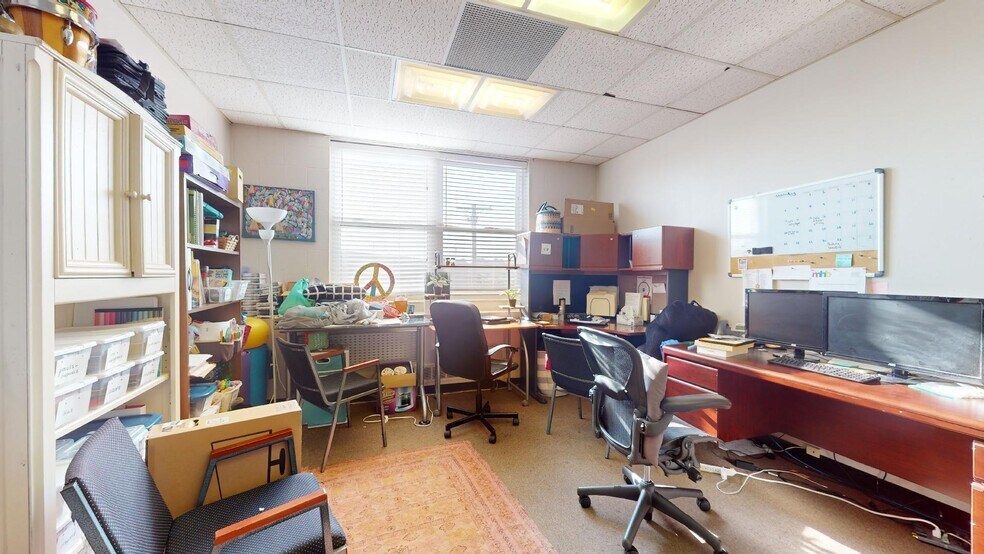 More Photos Of 1327-1331 Macklind Ave, Saint Louis Office For Sale