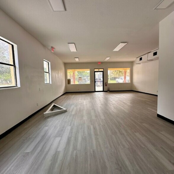 More Photos Of 1300-1314 SW Bayshore Blvd, Port Saint Lucie Unknown For Lease