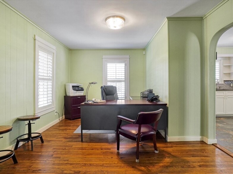 More Photos Of 3117 Marquita Dr, Fort Worth Industrial For Sale