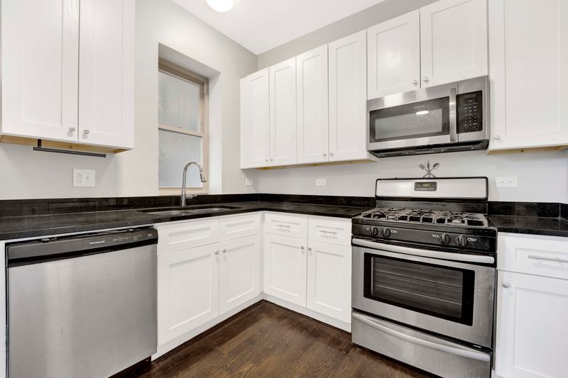 More Photos Of 6601 S Ingleside Ave, Chicago Apartments For Sale