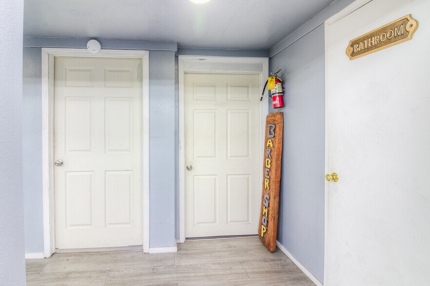 More Photos Of 4813 Tieton Dr, Yakima Storefront Retail Office For Sale