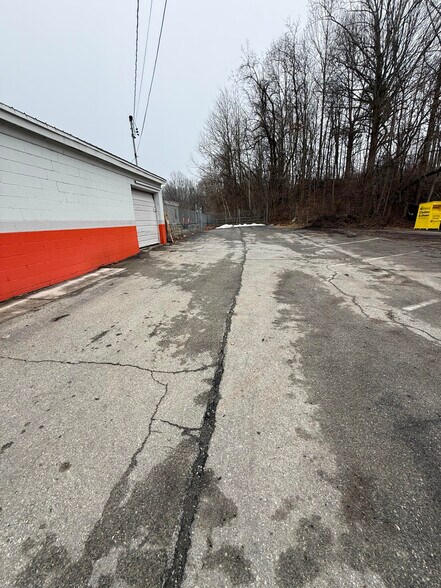 More Photos Of 3030 Crain Hwy, Upper Marlboro Auto Dealership For Sale