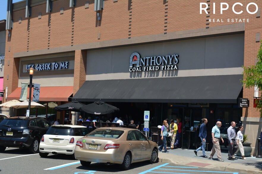 Route 3, Clifton, NJ 07012 For Lease