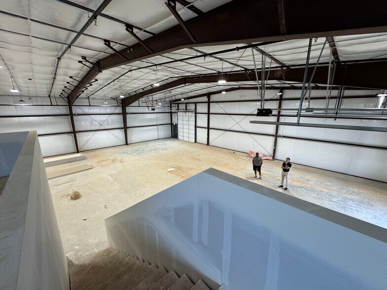 More Photos Of 3430 E Plant Dr, Washington Industrial For Lease