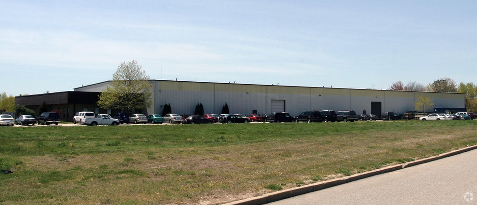 More Photos Of 360 Narragansett Park Dr, Rumford Warehouse For Sale