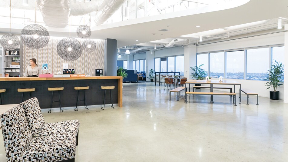 More Photos Of 100 N Pacific Coast Hwy, El Segundo Office For Lease