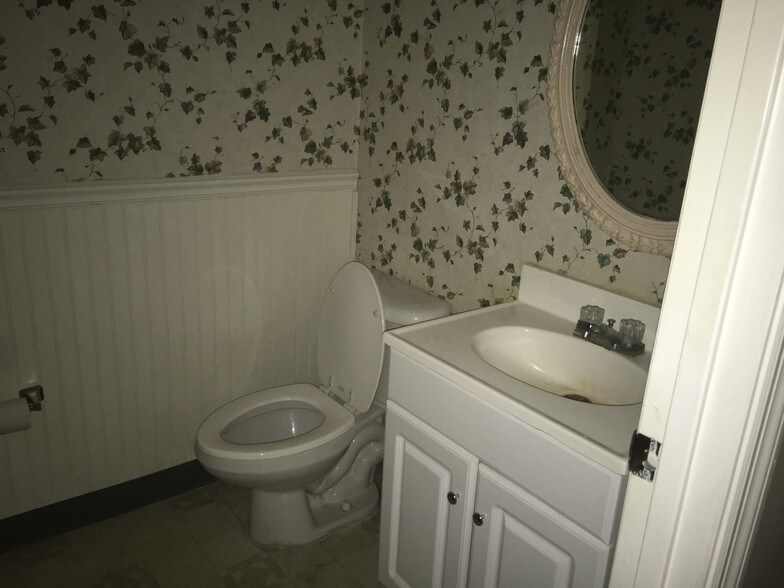 More Photos Of 2484 W State Road 434, Longwood Storefront Retail Office For Lease