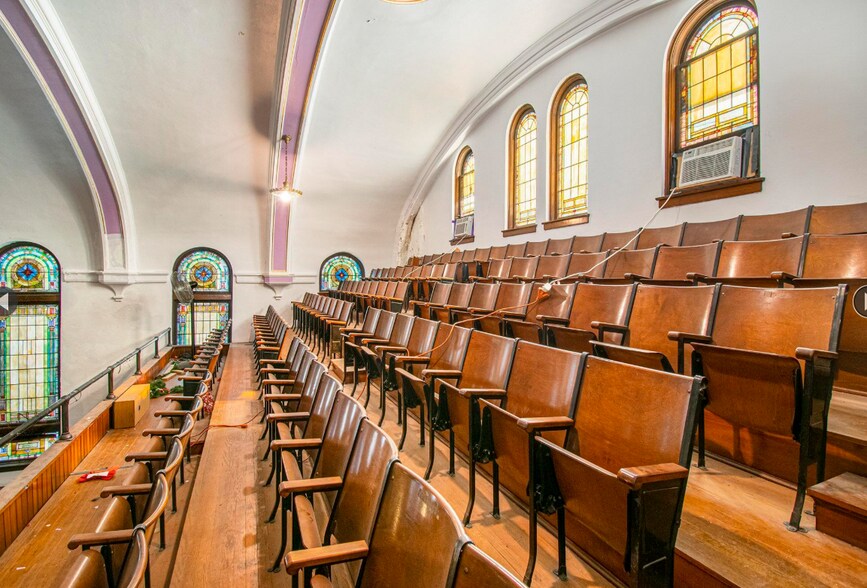 More Photos Of 1101 Blaine Ave, South Bend Religious Facility For Sale