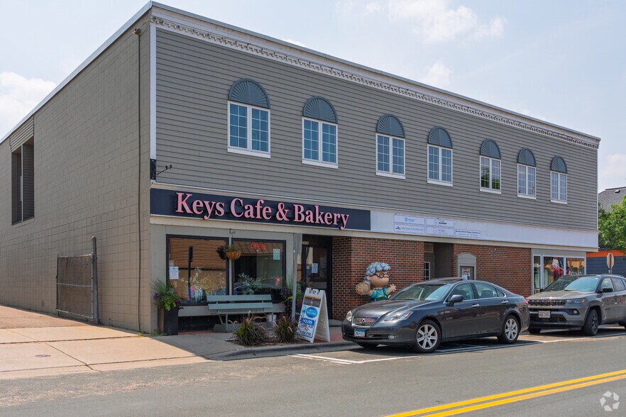 More Photos Of 4754-4766 Banning Ave, White Bear Lake Storefront Retail Office For Lease