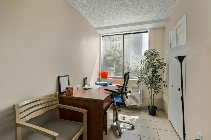 More Photos Of 1325-1327 18th St NW, Washington Apartments For Sale