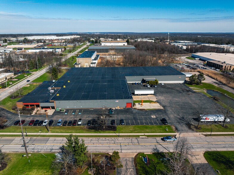 More Photos Of 1665 Enterprise Pky, Twinsburg Manufacturing For Lease