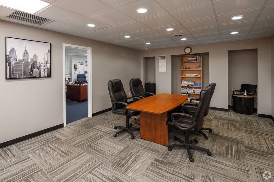 More Photos Of 715 Twining Rd, Dresher Office For Lease
