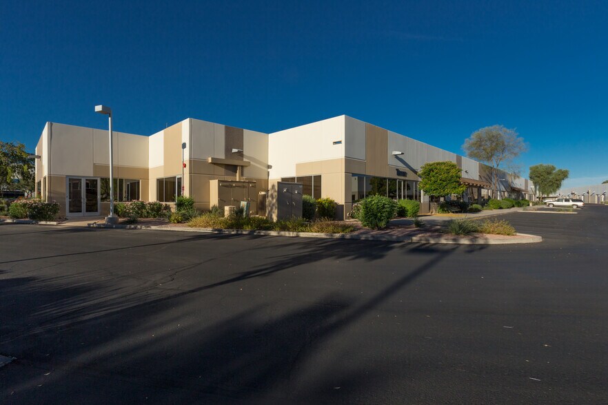 More Photos Of 4050 E Cotton Center Blvd, Phoenix Unknown For Lease