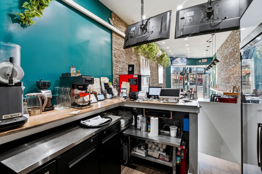 More Photos Of 379 Sunrise Hwy, Lynbrook Storefront Retail Office For Sale