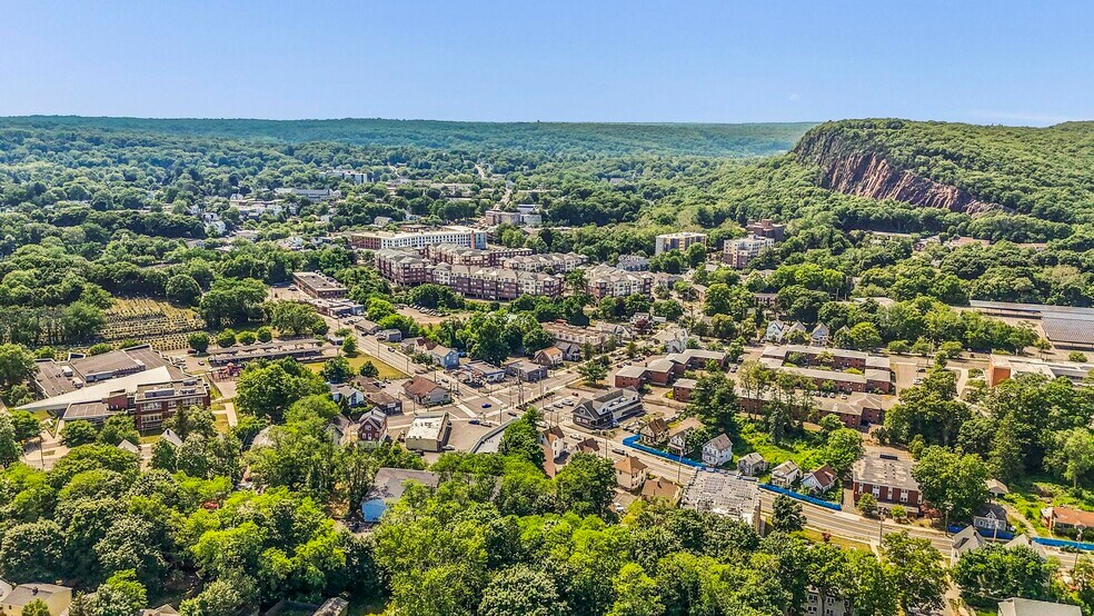 More Photos Of 151 Fitch St, New Haven Apartments For Sale