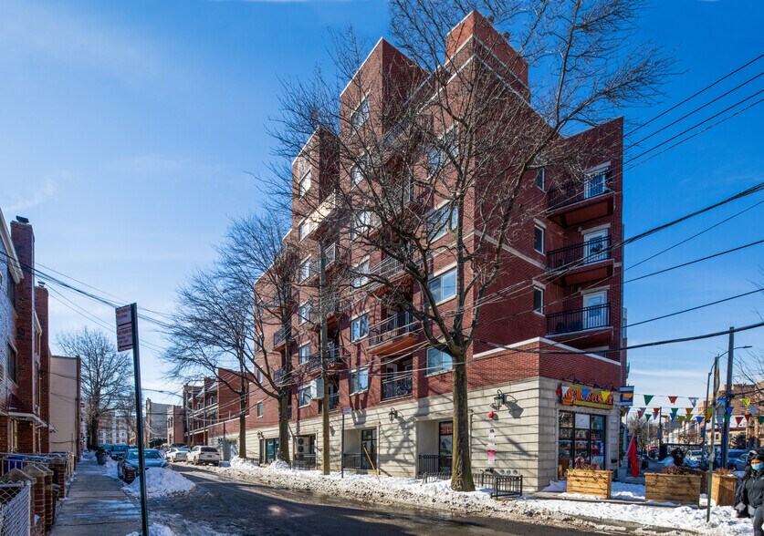 Primary Photo Of 28-22 Astoria Blvd, Astoria Apartments For Lease