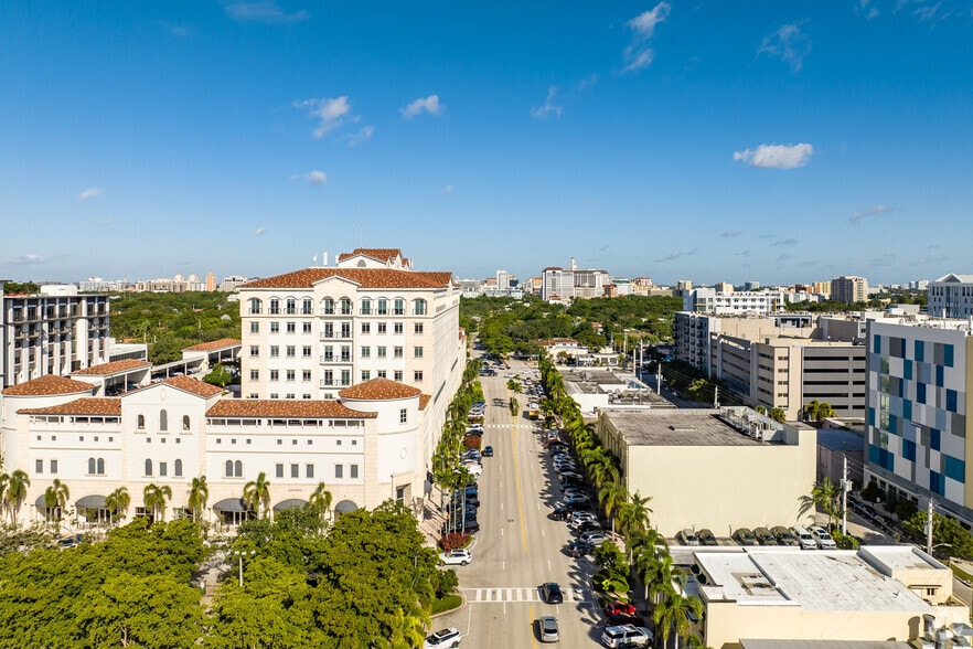More Photos Of 4000 Ponce de Leon Blvd, Coral Gables Office For Lease