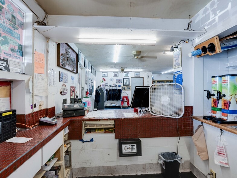 More Photos Of 1182 N Imperial Hwy, Ocotillo Restaurant For Sale