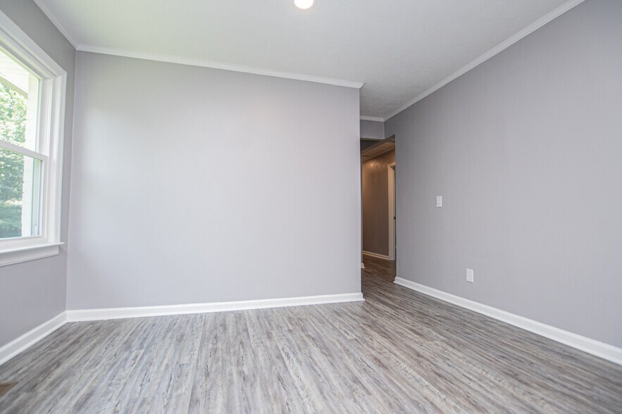 More Photos Of 2932 US-27, Buchanan Office For Sale