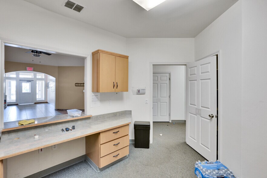 More Photos Of 4601 Huffines Blvd, Fort Worth Daycare Center For Lease
