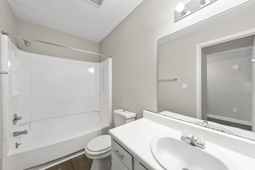 More Photos Of 4141 Pinson Valley Pky, Birmingham Apartments For Sale