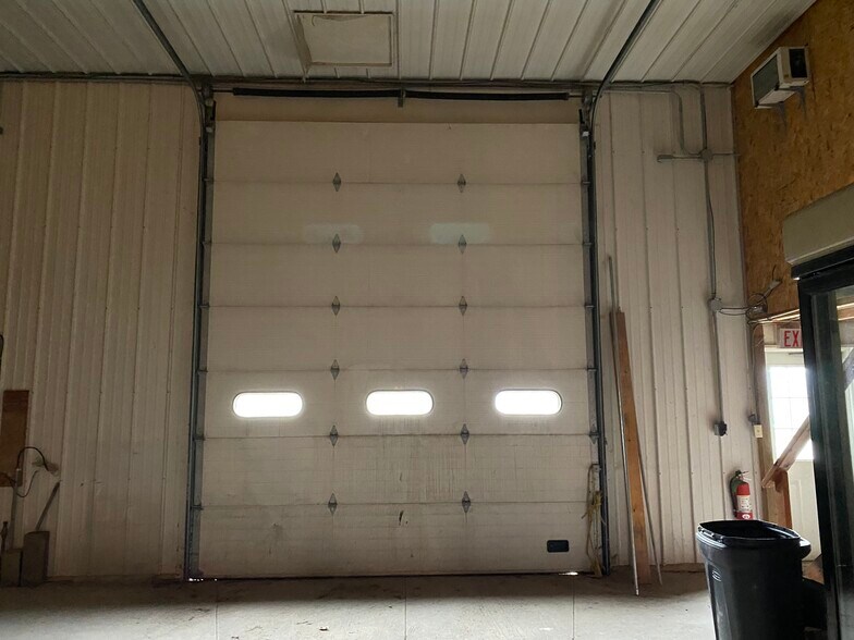 More Photos Of 103 Kerber Ln, Poultney Warehouse For Lease