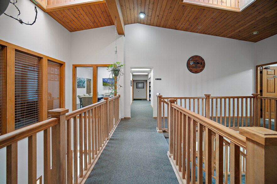 More Photos Of 2103 Uintah St, Colorado Springs Office For Sale