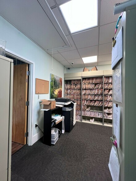 More Photos Of 1421 E Nine Mile Rd, Pensacola Medical For Lease