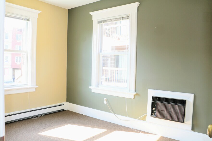 More Photos Of 1480 Bedford St, Stamford Office For Lease