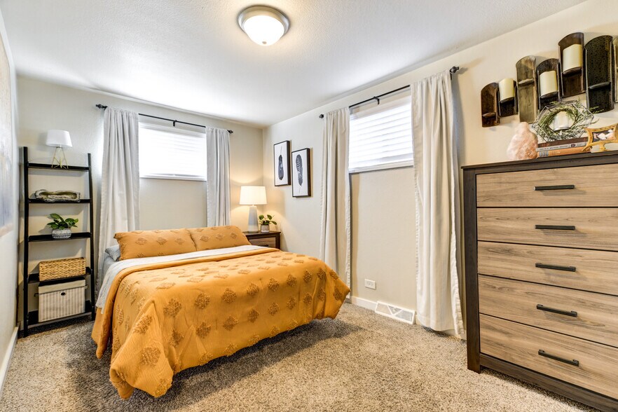 More Photos Of 6160 W 17th Ave, Lakewood Apartments For Sale