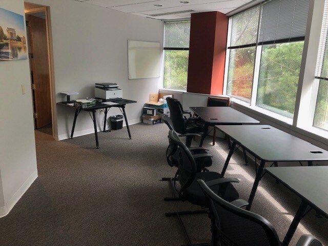 More Photos Of 1801 Robert Fulton Dr, Reston Medical For Lease