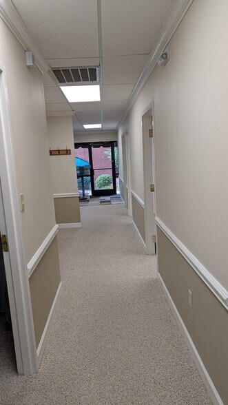 More Photos Of 601 Eastchester Dr, High Point Office For Lease