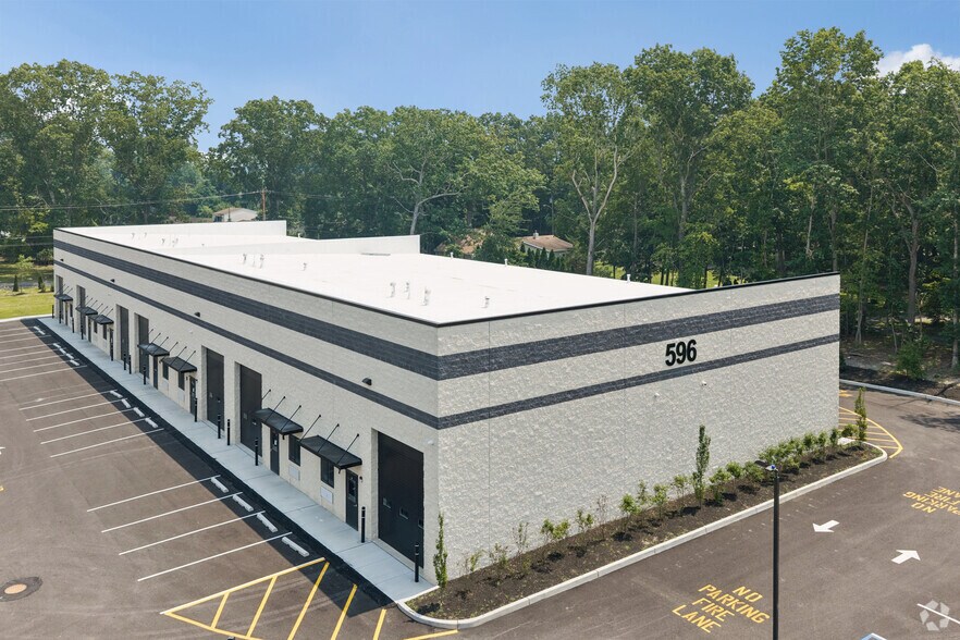 More Photos Of 596 Challenger Way, Jackson Warehouse For Lease