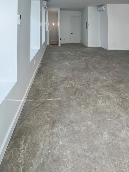 More Photos Of 831 Knickerbocker Ave, Brooklyn Religious Facility For Lease