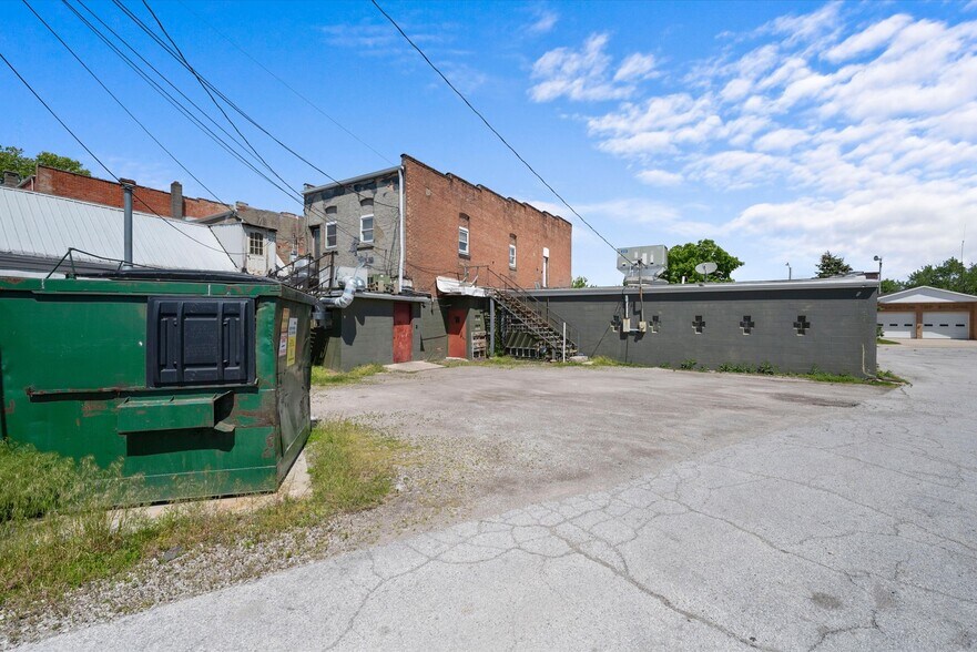 More Photos Of 18625 Main St, Tontogany Flex For Sale