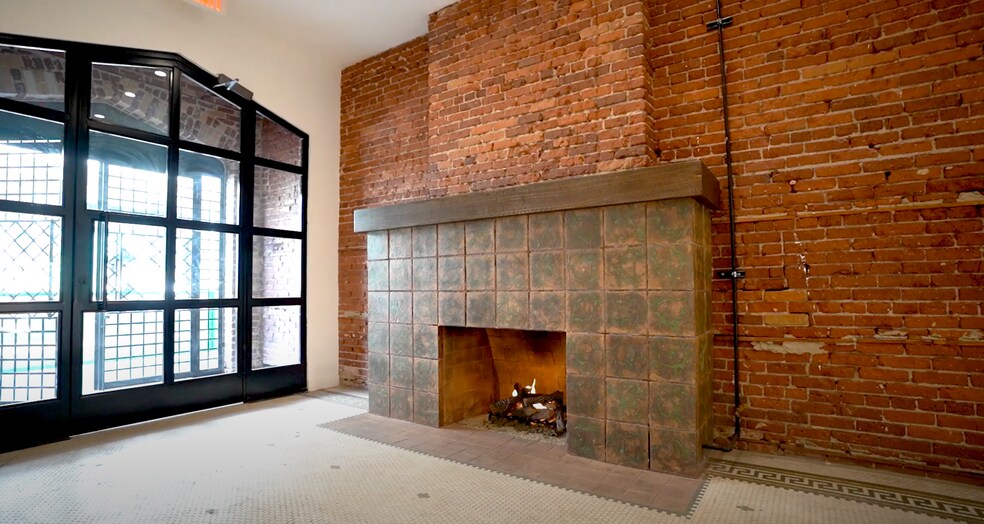 More Photos Of 1228 S Flower St, Los Angeles Light Manufacturing For Lease