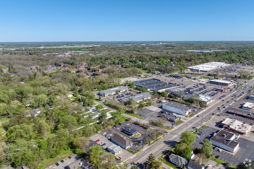 More Photos Of 4341 S Westnedge Ave, Kalamazoo Office For Lease