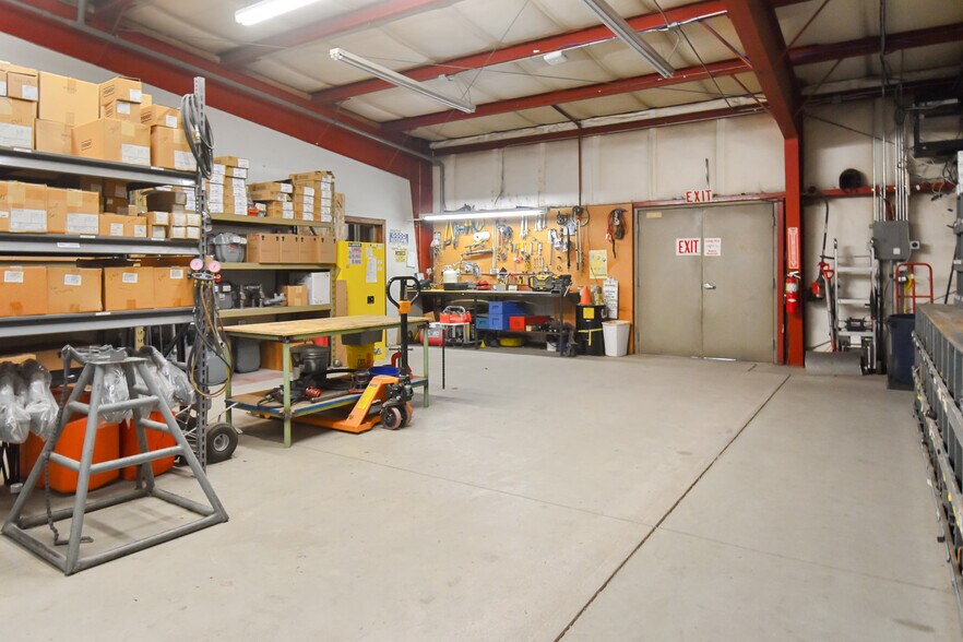 More Photos Of 603 E 2nd St, Ogallala Showroom For Sale